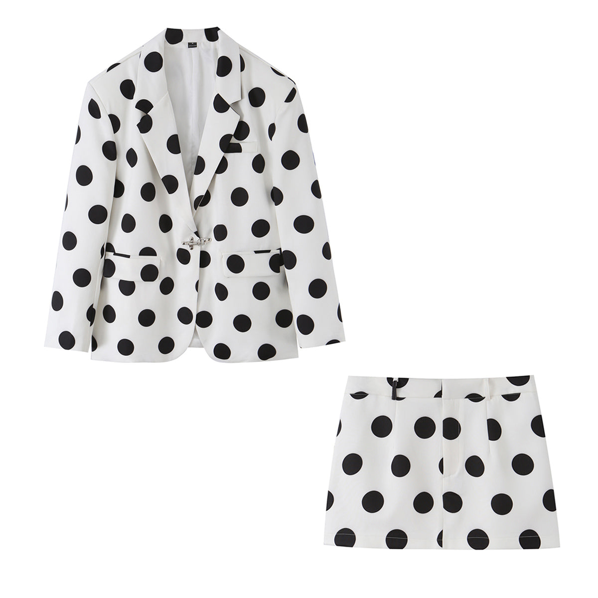 The Monochrome Dot Ensemble with polka dot detail